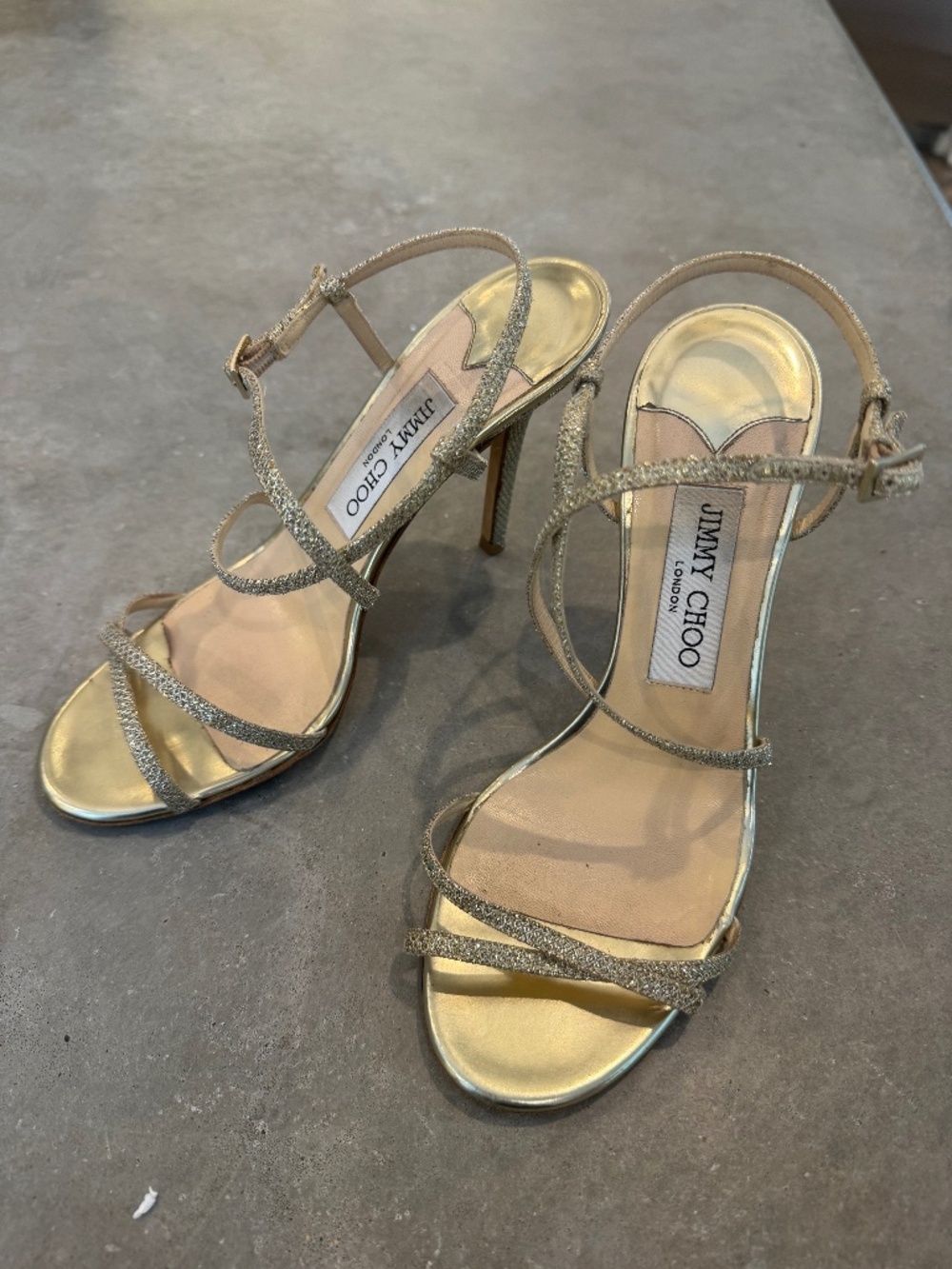 Jimmy Choo gold heals , size 37